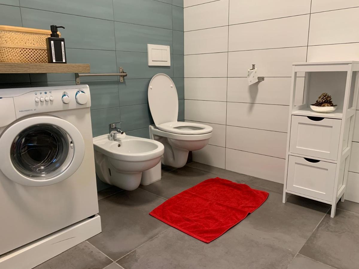 Ferienwohnung Papero Rosso Rozzano Exterior foto