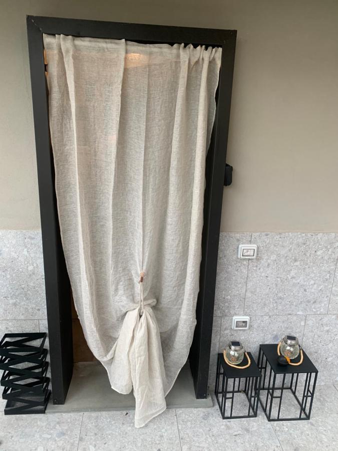 Ferienwohnung Papero Rosso Rozzano Exterior foto